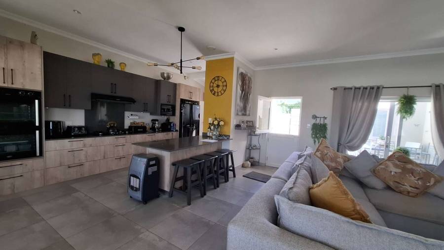 3 Bedroom Property for Sale in Witsand Western Cape